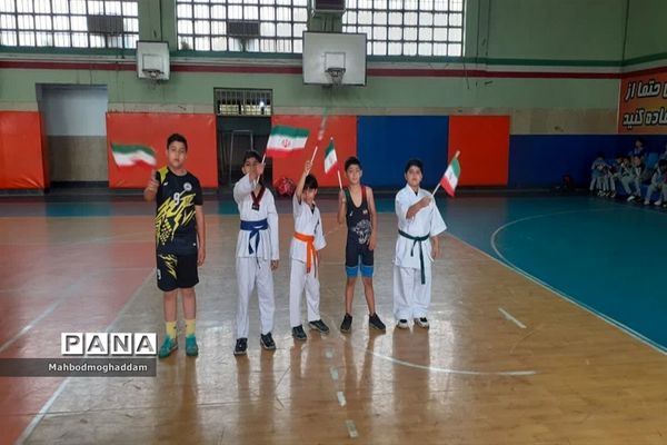 افتتاحیه المپیادورزشی درون مدرسه‌ای دبستان پسرانه علوی منطقه ۱۳