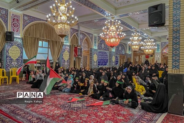 تجمع مادران استان مرکزی برای ابراز همدردی با مادران غزه
