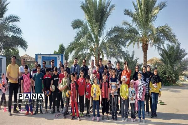 همایش پیاده‌روی خانوادگی در بافق