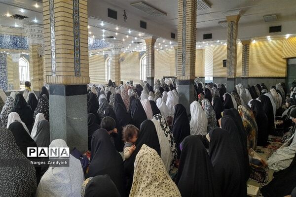 اقامه نماز عبادی سیاسی جمعه در شهرستان ملارد