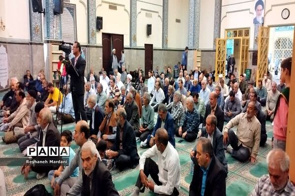 میز خدمت در نماز جمعه شهر اندیشه