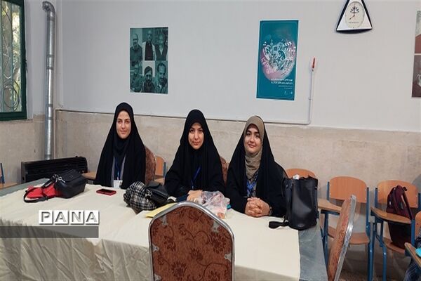 حضور دانش‌آموزان دختر منتخب خراسان شمالی در اختتامیه کشوری جشنواره فرهنگی هنری امید فردا