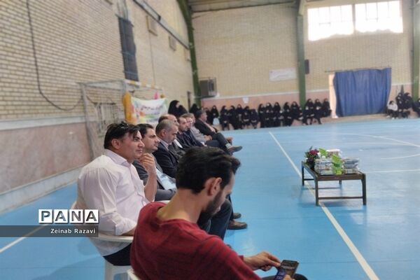 المپیاد ورزشی دبیرستان تیزهوشان شهیده حسنی سعدی قم