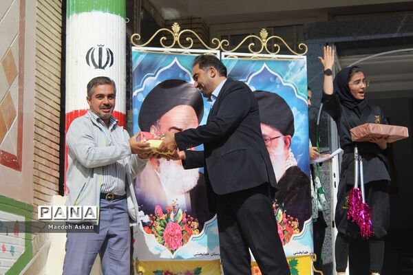 المپیاد درون مدرسه‌ای دبیرستان شهید خدابخشی ناحیه یک قم