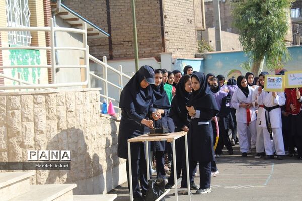 المپیاد درون مدرسه‌ای دبیرستان شهید خدابخشی ناحیه یک قم