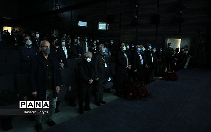 علی رستگار:  تبلیغات در اختیار سینمای داستانیست و اکران محدود در اختیار سینمای مستند
