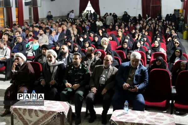 یادواره شهدا در شهرستان‌بهارستان