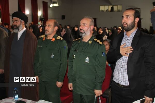 یادواره شهدا در شهرستان‌بهارستان