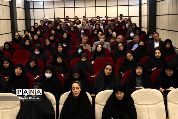 گردهمایی معاونان پرورشی ناحیه ۲ اراک