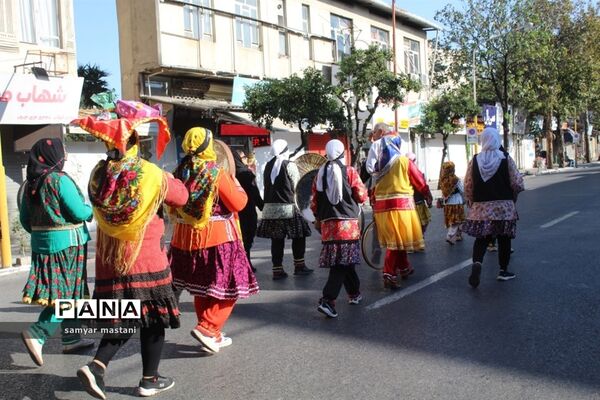 همایش  پیاده‌روی خانوادگی در ساری