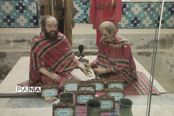 اردوی دانش‌آموزان ناحیه 2 ری در باغ فین کاشان