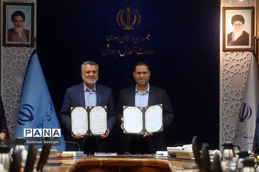 صحرایی: تعاونی‌های دانش‌آموزی تاسیس خواهد شد‌