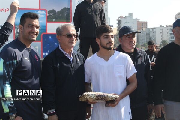 همایش پیاده‌روی خانوادگی در سرخ رود