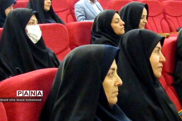 دیدار مدیران و معاونان پرورشی با امام‌جمعه قیامدشت