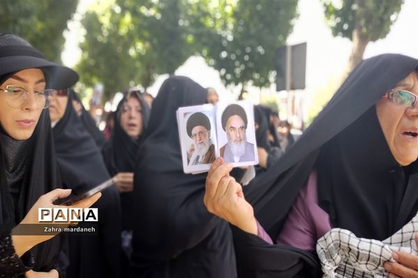 راهپیمایی مردم قرچک به‌مناسبت سالروز قیام خونین ۱۵ خرداد