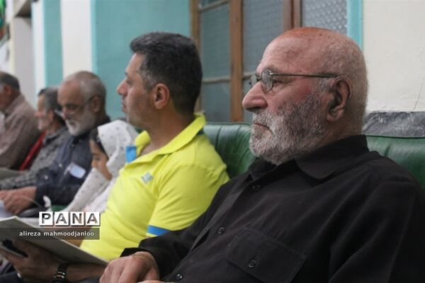 جلسه هفتگی قرآن کریم در گلوگاه