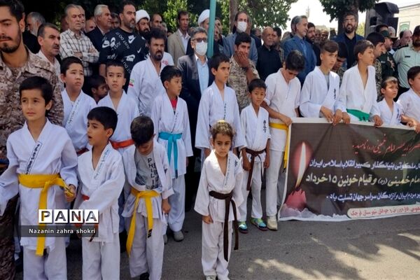 آیین گلباران قتلگاه یادمان شهدای ۱۵ خرداد در شهرستان‌ قرچک