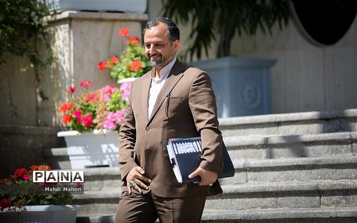 تمرکز بر پیش‌بینی پذیر کردن اقتصاد در سال ۱۴۰۲