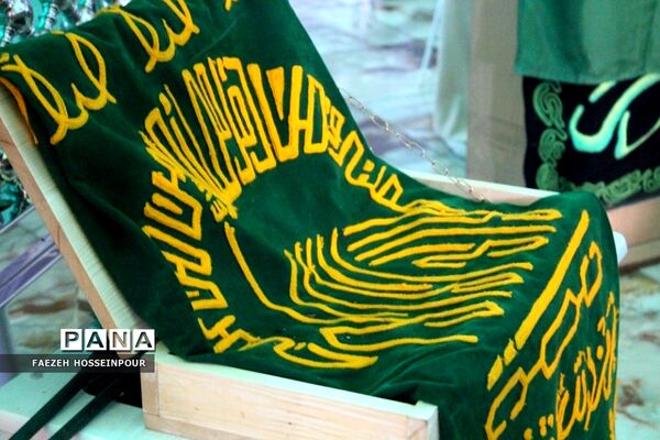 محفل شعر آیینی امام رضایی در امامزاده حضرتین