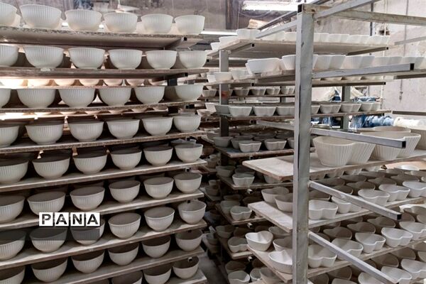 بازدید اعضای بسیج شهید مفتح از کارخانه شهرستان قرچک