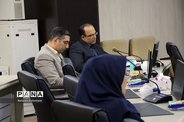 جلسه قرارگاه جهادی عدالت تربیتی و نصیب برابر آموزشی ‌در آذربایجان غربی