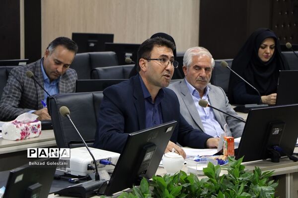 جلسه قرارگاه جهادی عدالت تربیتی و نصیب برابر آموزشی ‌در آذربایجان غربی