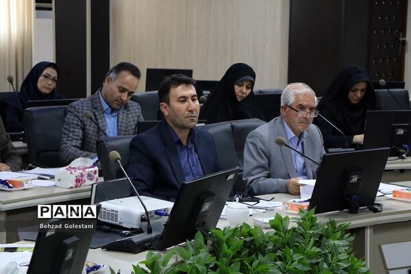 جلسه قرارگاه جهادی عدالت تربیتی و نصیب برابر آموزشی ‌در آذربایجان غربی
