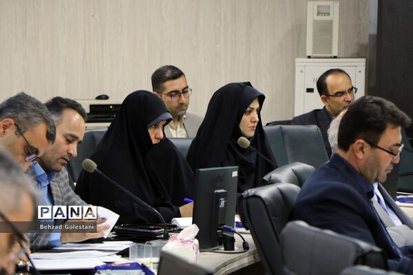 جلسه قرارگاه جهادی عدالت تربیتی و نصیب برابر آموزشی ‌در آذربایجان غربی