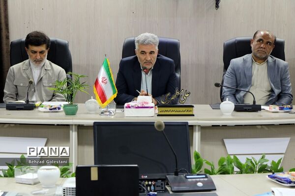 جلسه قرارگاه جهادی عدالت تربیتی و نصیب برابر آموزشی ‌در آذربایجان غربی