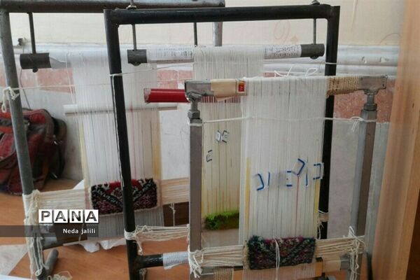 برگزاری کلاس های قالیبافی در کانون ملائک شهرستان قرچک  لید