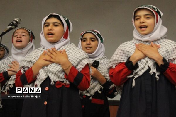 تجلیل از ایثارگران و نخبگان علمی شاهد در گلوگاه