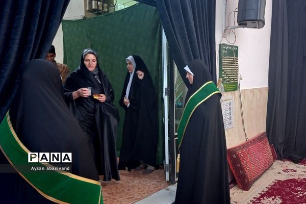 برگزاری جشن ولادت امام رضا(ع) در شهرستان‌قرچک