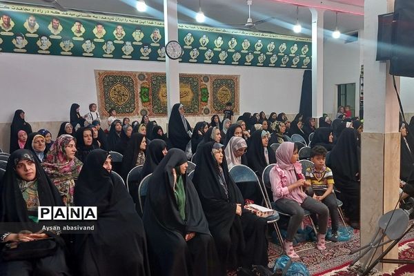 برگزاری جشن ولادت امام رضا(ع) در شهرستان‌قرچک