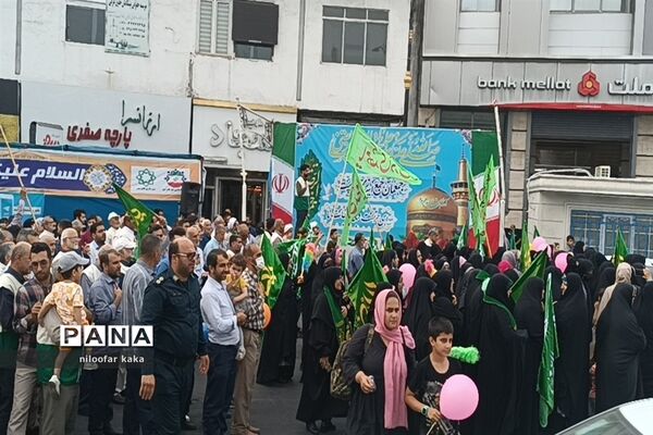 کاروان شادی به‌مناسبت ولادت امام رضا(ع) در قائمشهر