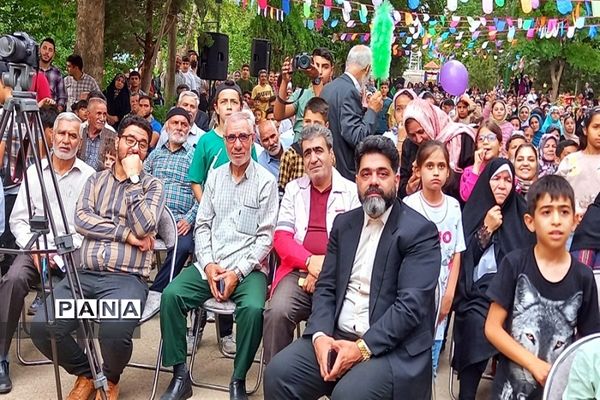 ویژه‌برنامه ولادت امام رضا (ع) در شهرستان نظرآباد