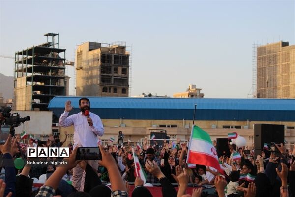 اجتماع بزرگ «سلام فرمانده ۲» با اجرای ابوذر روحی در کرمانشاه