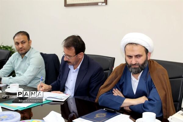 آیین معارفه و تکریم رئیس اداره فرهنگی هنری و فضاهای پرورشی شهر تهران