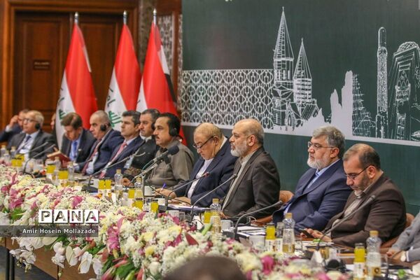 نخستین نشست استانداران مرزی جمهوری اسلامی ایران و اقلیم کردستان عراق در ارومیه