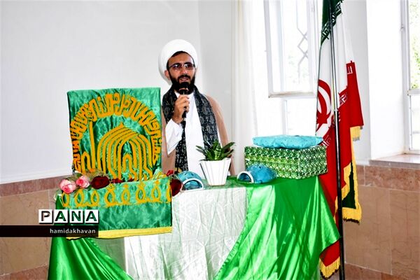 حضور خدام حرم رضوی درهنرستان کارو دانش الزهرای بهاباد