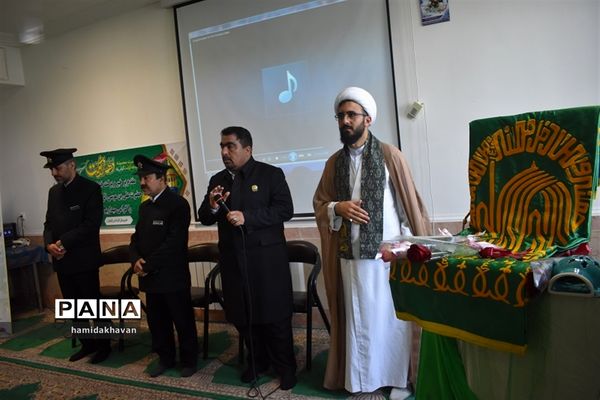 حضور خدام حرم رضوی درهنرستان کارو دانش الزهرای بهاباد