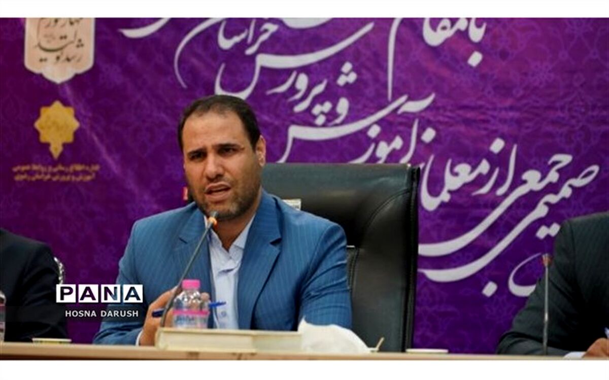 توانمندسازی معلمان از طریق دانشگاه فرهنگیان در اولویت است