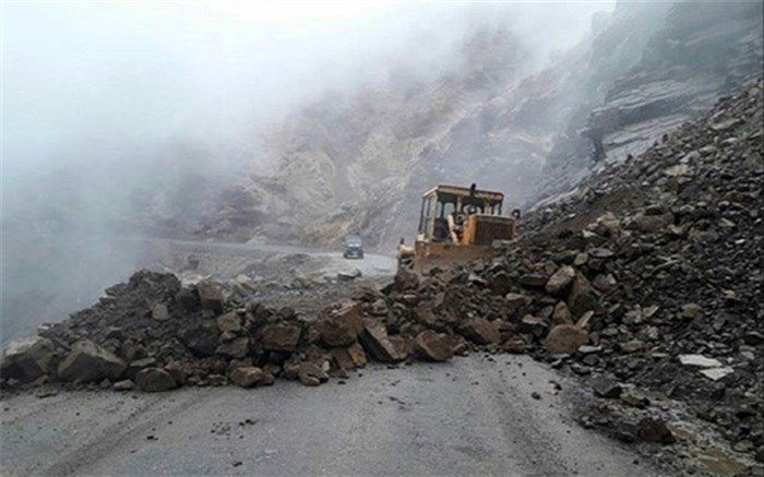 ریزش کوه در چهارمحال‌وبختیاری جان ۴ گردشگر را گرفت