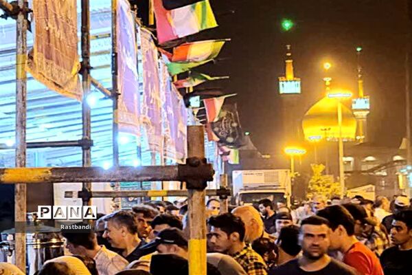 موکب‌های عاشقی در شب سالروز ارتحال امام خمینی(ره)