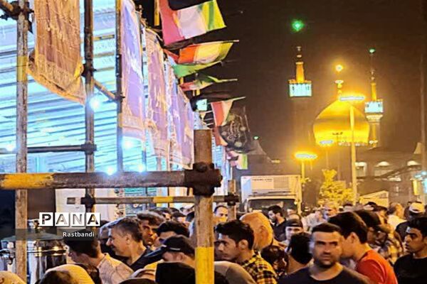 موکب‌های عاشقی در شب سالروز ارتحال امام خمینی(ره)