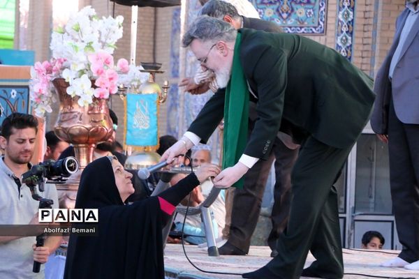 همایش طلایه‌داران احداث صحن و شبستان بانوی صبور کربلا