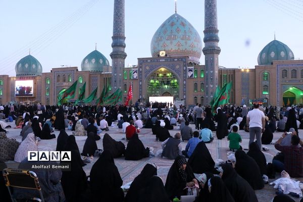 همایش طلایه‌داران احداث صحن و شبستان بانوی صبور کربلا