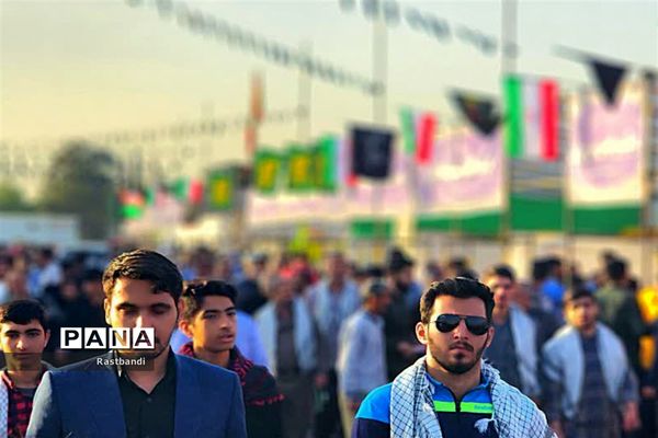 حضور گسترده مردم در سی و چهارمین سالروز ارتحال امام خمینی(ره)