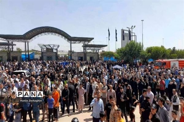 حضور دانش‌آموزان پاکدشت در مراسم رحلت امام‌خمینی (ره)