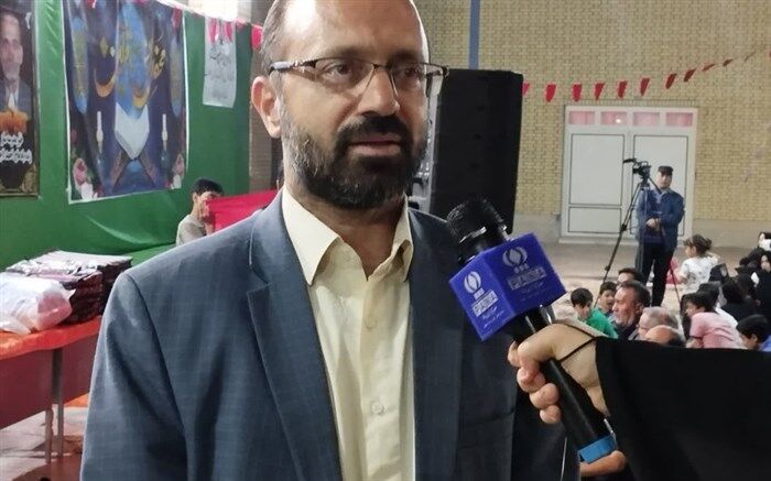 تجلیل دانش‌آموزان کاشانی از مقام امام خمینی(ره)و شهدای 15 خرداد