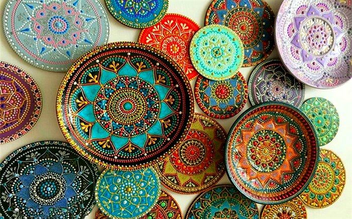 شناسایی استعدادهای صنایع دستی و حمایت از هنرمندان و تولید‌کنندگان هدف اصلی برگزاری نمایشگاه صنایع دستی هنرمندان است